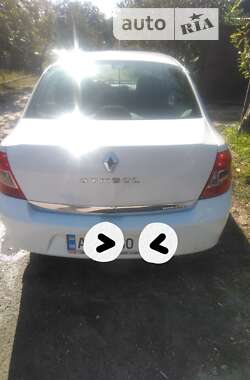 Седан Renault Clio Symbol 2011 в Запорожье