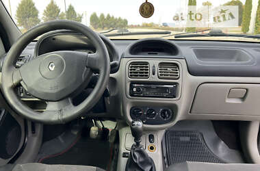 Седан Renault Clio Symbol 2003 в Красилові