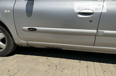 Седан Renault Clio Symbol 2006 в 