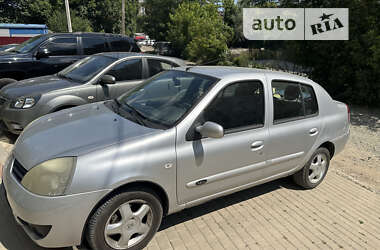 Седан Renault Clio Symbol 2006 в Черновцах