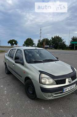 Седан Renault Clio Symbol 2002 в Новомосковске