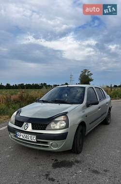 Седан Renault Clio Symbol 2002 в Новомосковске