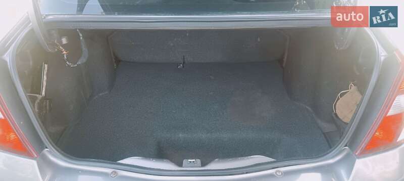 Седан Renault Clio Symbol 2005 в Житомире