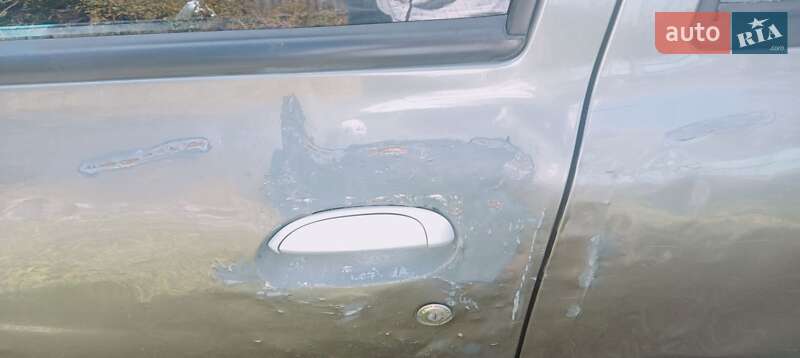 Седан Renault Clio Symbol 2005 в Житомире