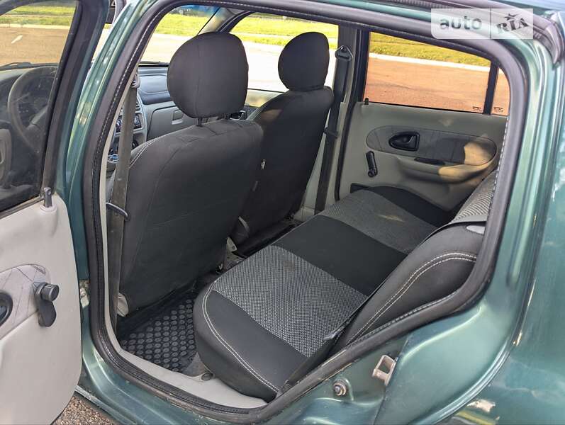 Седан Renault Clio Symbol 2003 в Ровно