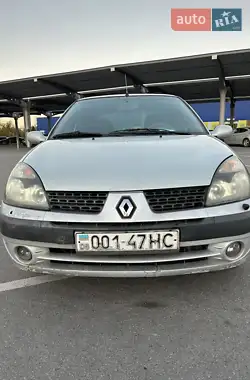 Renault Clio Symbol 2003