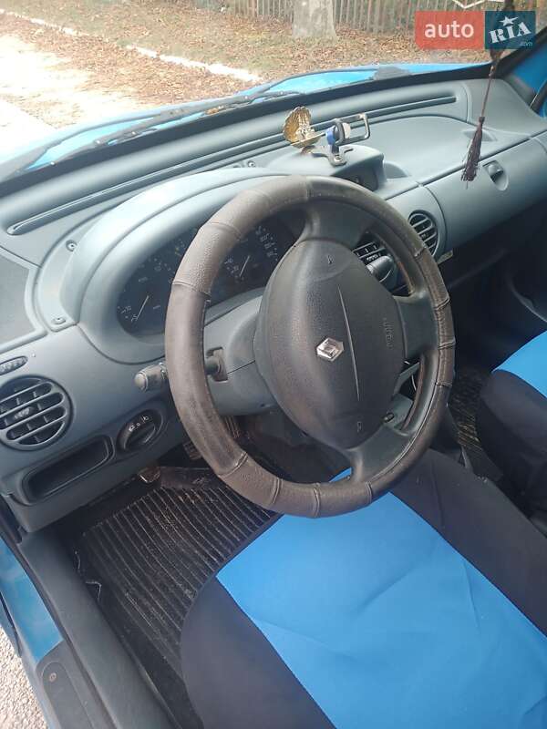 Седан Renault Clio Symbol 2001 в Тернополе