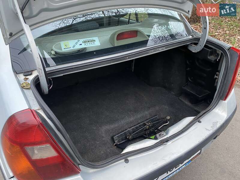 Седан Renault Clio Symbol 2004 в Ковеле