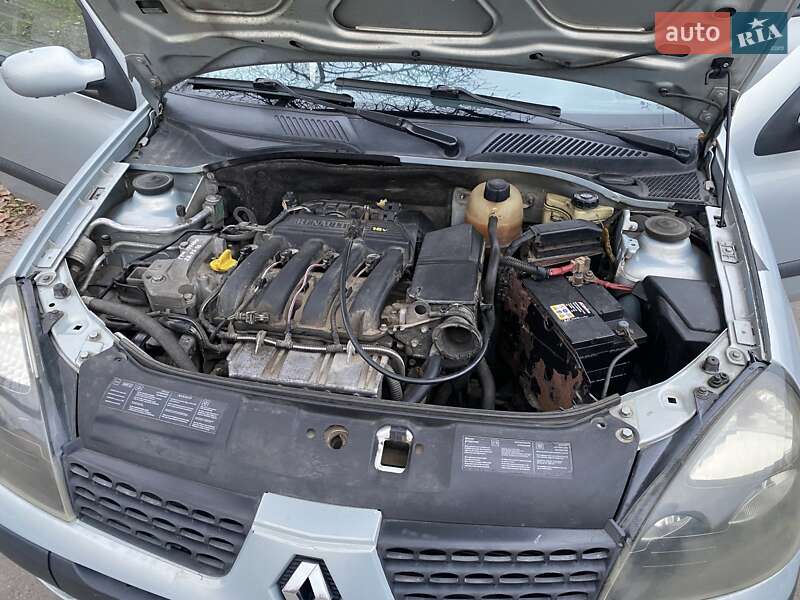 Седан Renault Clio Symbol 2004 в Ковеле