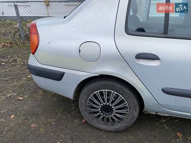 Седан Renault Clio Symbol 2004 в Ковеле