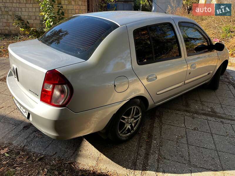 Седан Renault Clio Symbol 2006 в Киеве