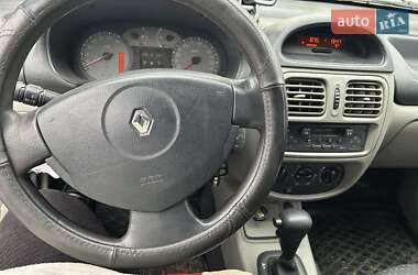 Седан Renault Clio Symbol 2004 в 