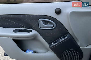 Седан Renault Clio Symbol 2003 в 