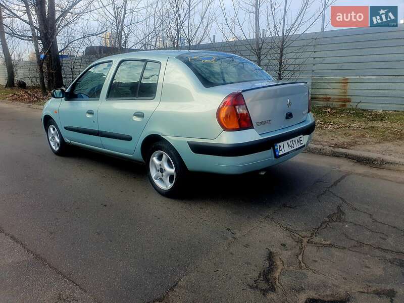 Седан Renault Clio Symbol 2003 в Києві