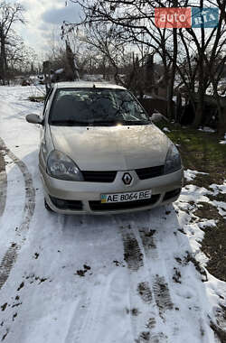 Седан Renault Clio Symbol 2006 в Дніпрі