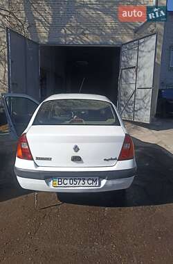 Седан Renault Clio Symbol 2004 в 