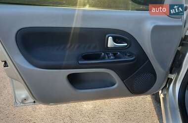Седан Renault Clio Symbol 2008 в 