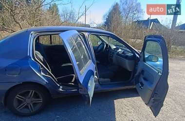 Седан Renault Clio Symbol 2003 в Харькове
