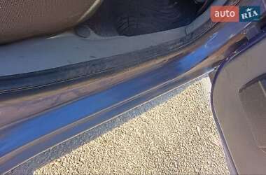 Седан Renault Clio Symbol 2003 в Харькове