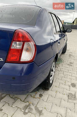 Седан Renault Clio Symbol 2008 в 