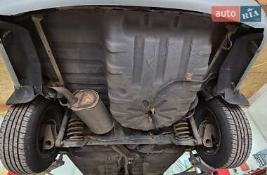 Седан Renault Clio Symbol 2003 в 