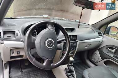 Седан Renault Clio Symbol 2011 в 