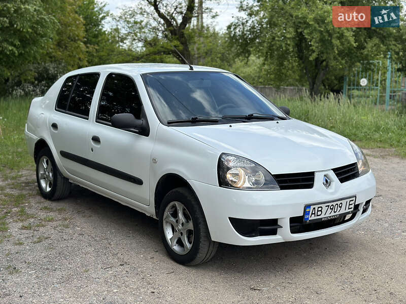 Седан Renault Clio Symbol 2008 в 