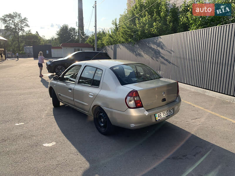 Седан Renault Clio Symbol 2006 в Днепре