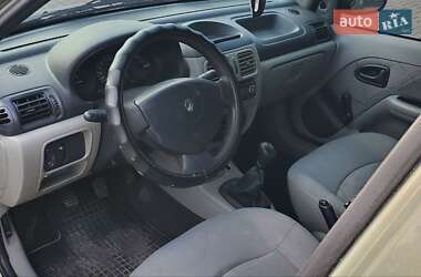 Седан Renault Clio Symbol 2003 в 