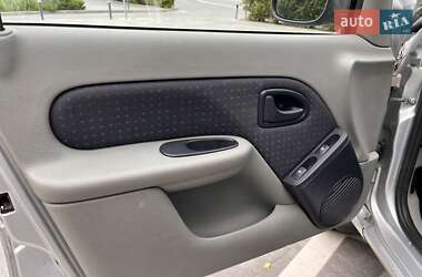 Седан Renault Clio Symbol 2006 в 