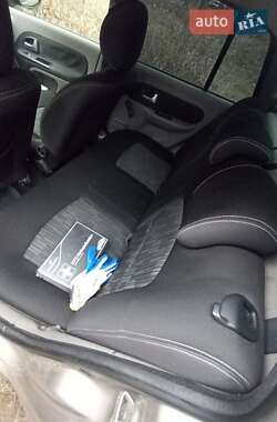 Седан Renault Clio Symbol 2008 в 