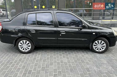 Седан Renault Clio Symbol 2006 в 