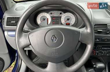Седан Renault Clio Symbol 2008 в 
