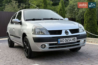 Седан Renault Clio Symbol 2005 в 