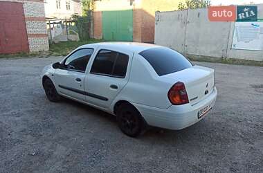 Седан Renault Clio Symbol 2001 в 