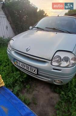 Седан Renault Clio Symbol 2001 в Ахтырке