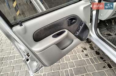 Седан Renault Clio Symbol 2005 в 