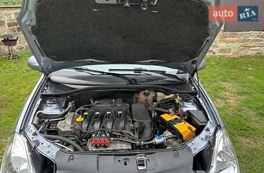 Седан Renault Clio Symbol 2008 в 