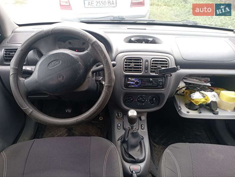 Седан Renault Clio Symbol 2002 в Днепре фото 7 Седан Renault Clio Symbol 2002 в Днепре