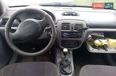 Седан Renault Clio Symbol 2002 в 