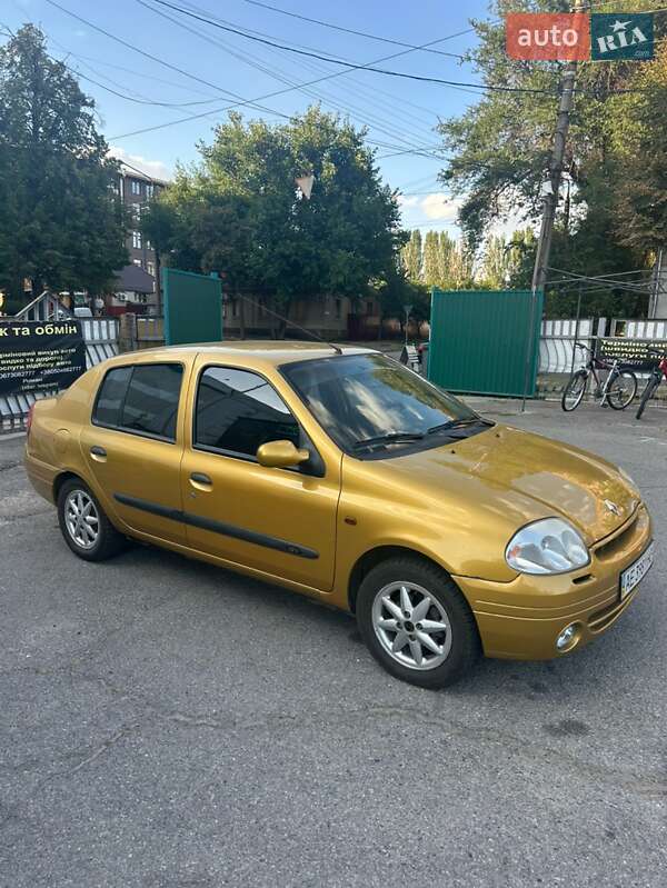 Седан Renault Clio Symbol 2001 в Запорожье