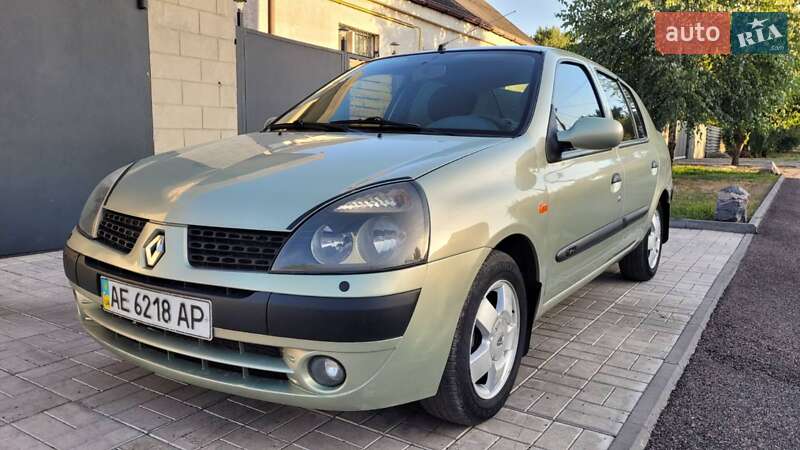 Renault Clio Symbol 2004