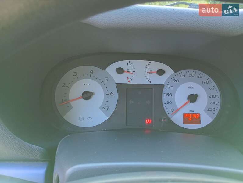 Седан Renault Clio Symbol 2008 в Прилуках фото 6 Седан Renault Clio Symbol 2008 в Прилуках