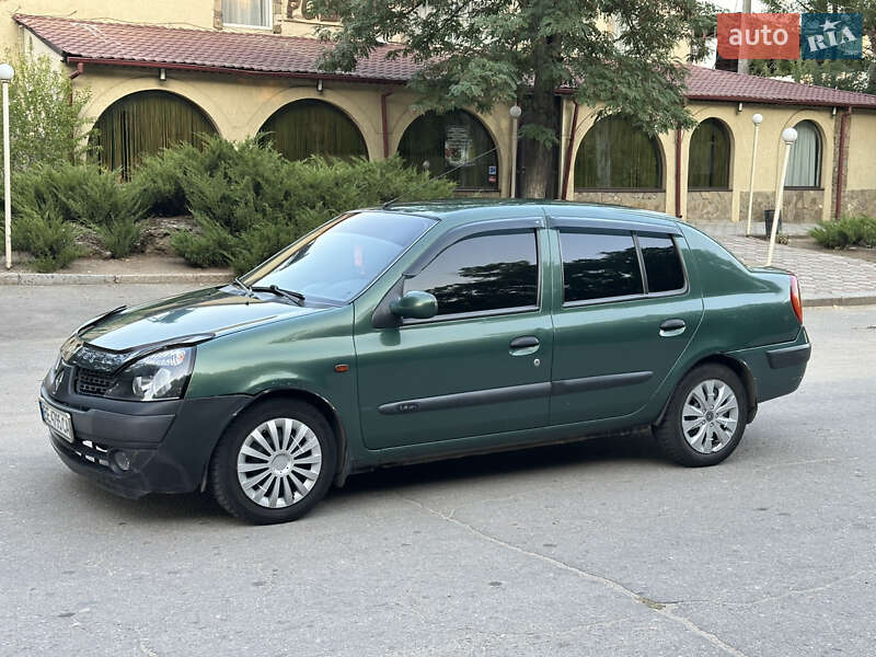 Седан Renault Clio Symbol 2002 в Николаеве