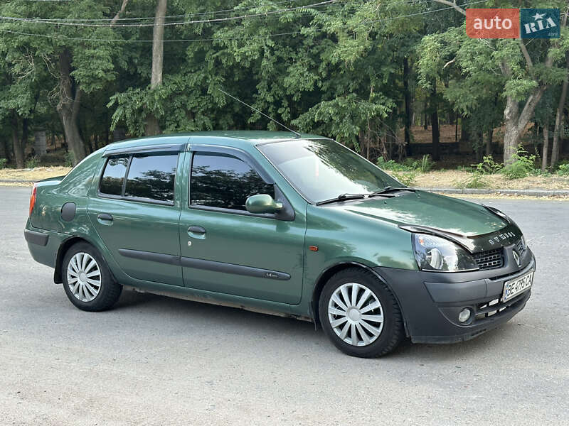 Седан Renault Clio Symbol 2002 в Николаеве