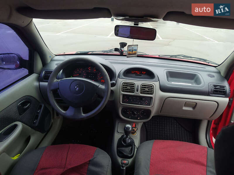 Седан Renault Clio Symbol 2006 в Киеве