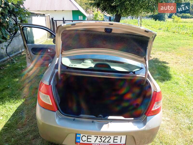 Седан Renault Clio Symbol 2008 в Чернівцях