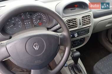 Седан Renault Clio Symbol 2004 в 