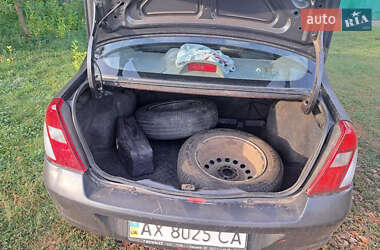 Седан Renault Clio Symbol 2008 в 