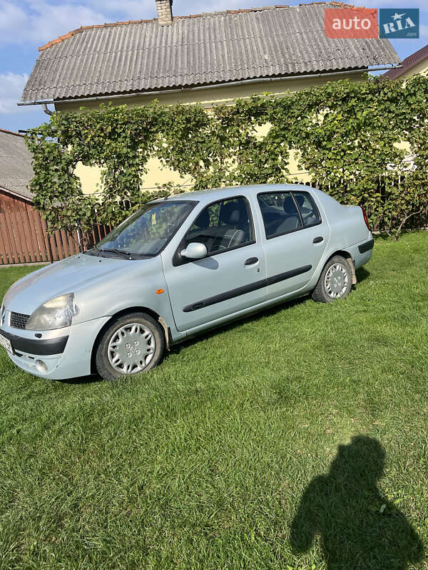 Седан Renault Clio Symbol 2004 в Дрогобыче